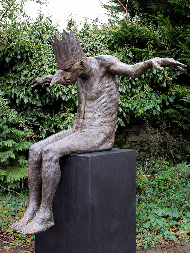 Mougins-Monumental-2026 16 work 11 king of the birds by Beth Carter